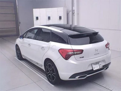 Citroen DS5
