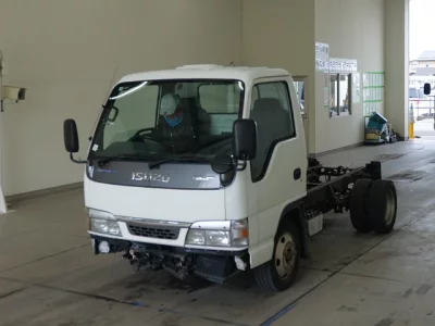 Isuzu ELF