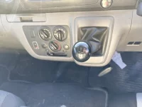 Nissan CARAVAN VAN лот № 20021 оценка 3  с аукциона в Японии 4