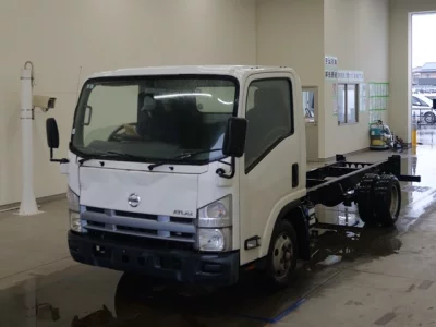 Nissan ATLAS  с аукциона в Японии