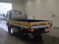 Nissan ATLAS лот № 1426 оценка R  с аукциона в Японии 1