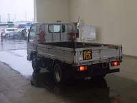 Nissan ATLAS лот № 1438 оценка 3  с аукциона в Японии 1