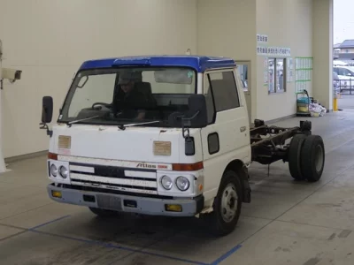 Nissan ATLAS  с аукциона в Японии