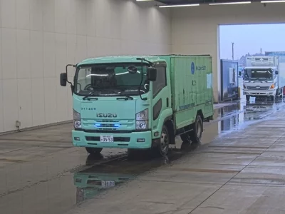 Isuzu FORWARD
