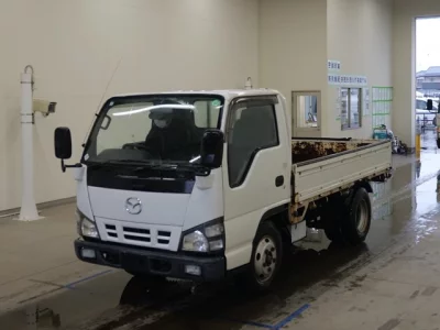 Mazda TITAN  с аукциона в Японии