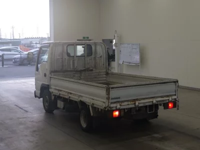 Mazda TITAN  с аукциона в Японии