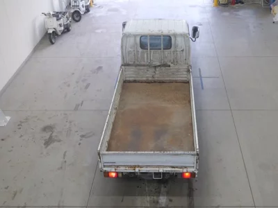 Mazda TITAN  с аукциона в Японии