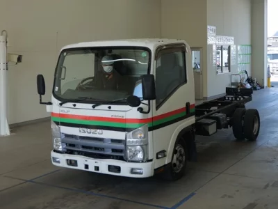 Isuzu ELF