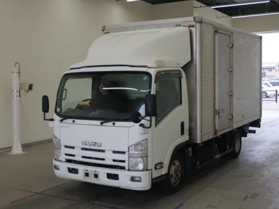 Isuzu ELF