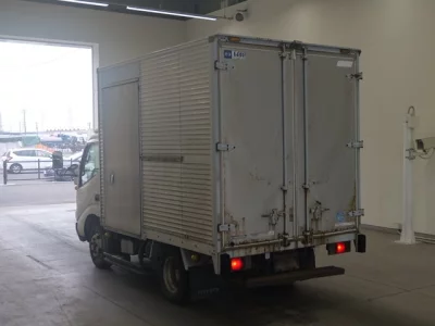 Hino DUTRO  с аукциона в Японии