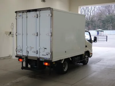 Hino DUTRO  с аукциона в Японии