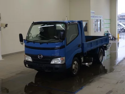 Hino DUTRO  с аукциона в Японии