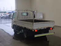 Hino DUTRO лот № 1445 оценка R  с аукциона в Японии 1