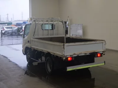Hino DUTRO  с аукциона в Японии