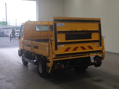 Hino DUTRO  с аукциона в Японии