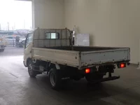 Hino DUTRO лот № 1256 оценка R  с аукциона в Японии 1