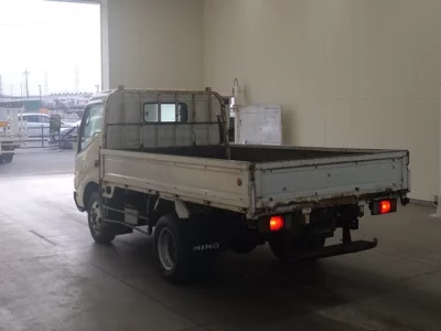 Hino DUTRO  с аукциона в Японии