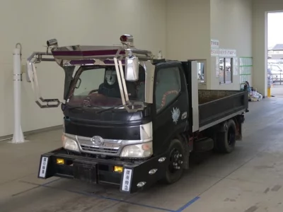 Hino DUTRO  с аукциона в Японии