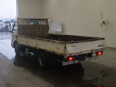 Hino DUTRO  с аукциона в Японии