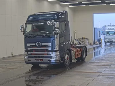 Hino PROFIA  с аукциона в Японии