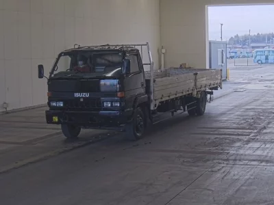 Isuzu TRUCK  с аукциона в Японии