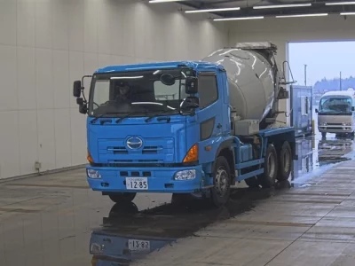 Hino PROFIA  с аукциона в Японии