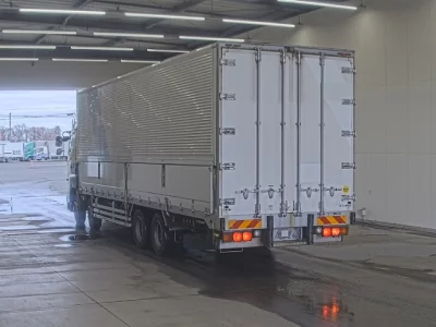 Hino PROFIA  с аукциона в Японии