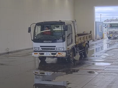 Isuzu FORWARD  с аукциона в Японии