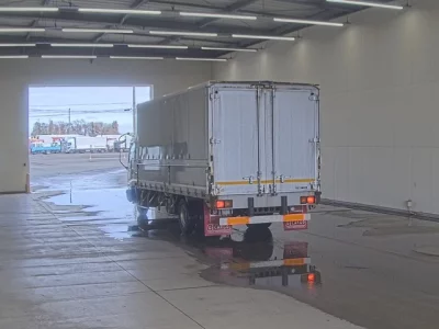 Isuzu FORWARD  с аукциона в Японии