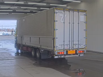 Hino PROFIA  с аукциона в Японии