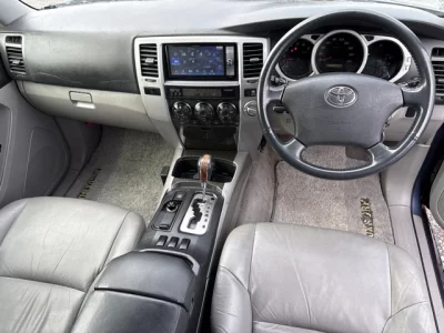 Toyota HILUX SURF  с аукциона в Японии