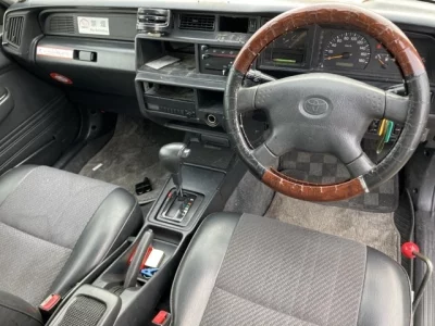 Toyota CROWN COMFORT