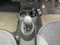 Toyota VITZ лот № 20102 оценка 3  с аукциона в Японии 4