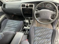 Toyota HILUX SURF лот № 20122 оценка 3.5  с аукциона в Японии 3