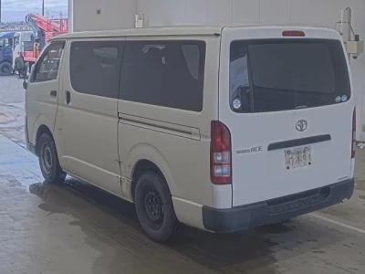 Toyota REGIUS ACE VAN