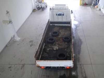 Toyota DYNA  с аукциона в Японии