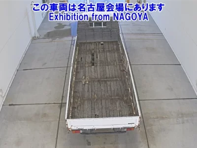 Toyota DYNA  с аукциона в Японии