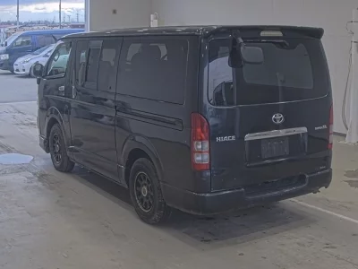 Toyota HIACE VAN  с аукциона в Японии