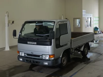 Nissan ATLAS  с аукциона в Японии