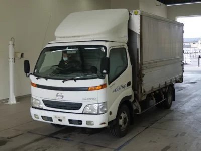 Hino DUTRO  с аукциона в Японии