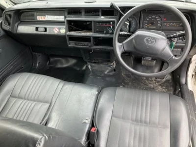 Toyota CROWN COMFORT
