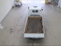 Toyota DYNA лот № 1704 оценка 3  с аукциона в Японии 2