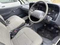 Toyota HIACE VAN лот № 20224 оценка 3  с аукциона в Японии 3