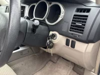 Toyota HILUX SURF лот № 20305 оценка 3  с аукциона в Японии 5