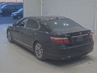 Lexus LS лот № 20156 оценка RA  с аукциона в Японии 1