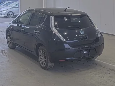 Nissan LEAF  с аукциона в Японии