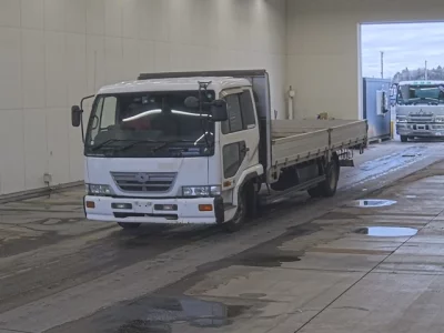 Nissan TRUCK  с аукциона в Японии
