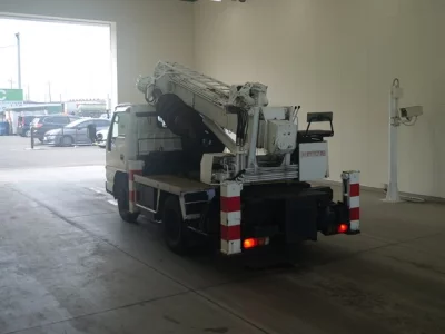 Isuzu TRUCK  с аукциона в Японии