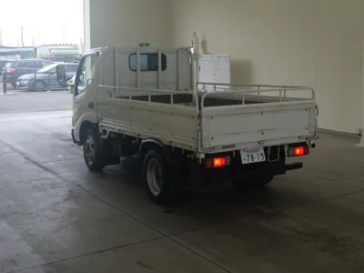 Hino DUTRO  с аукциона в Японии