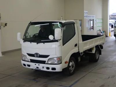 Hino DUTRO  с аукциона в Японии